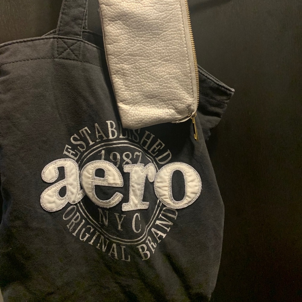 Aeropostale black tote & silver wristlet wallet